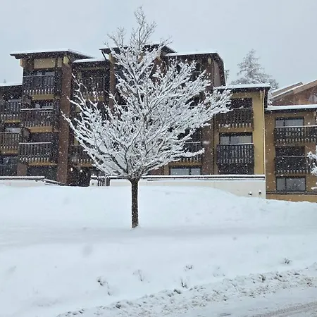 Διαμέρισμα Font-romeu Rdc Avec Balcon Ensoleille & Garage Prive